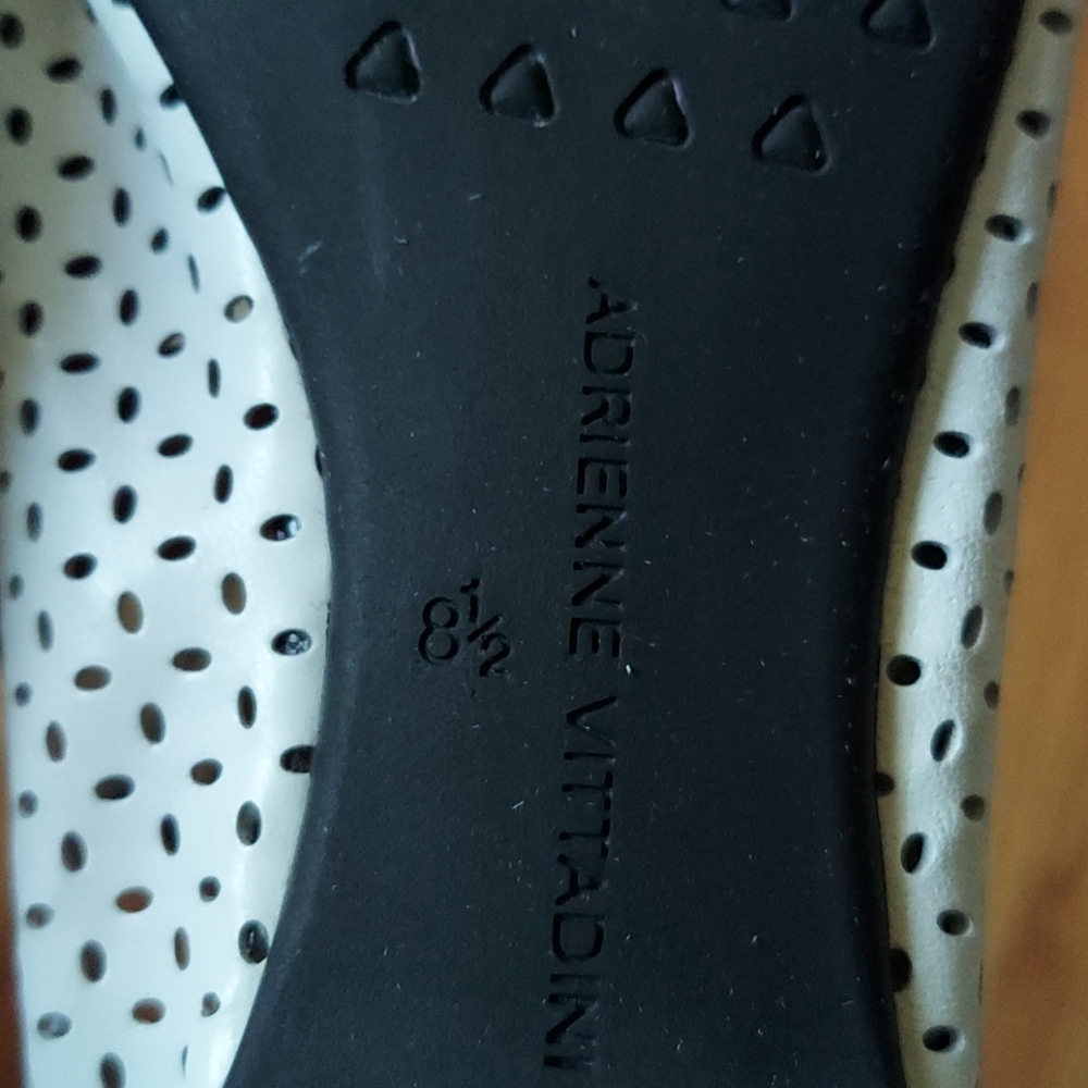 Adrienne Vittadini Alva Open Toed Flats Size 8.5 - Picture 15 of 17